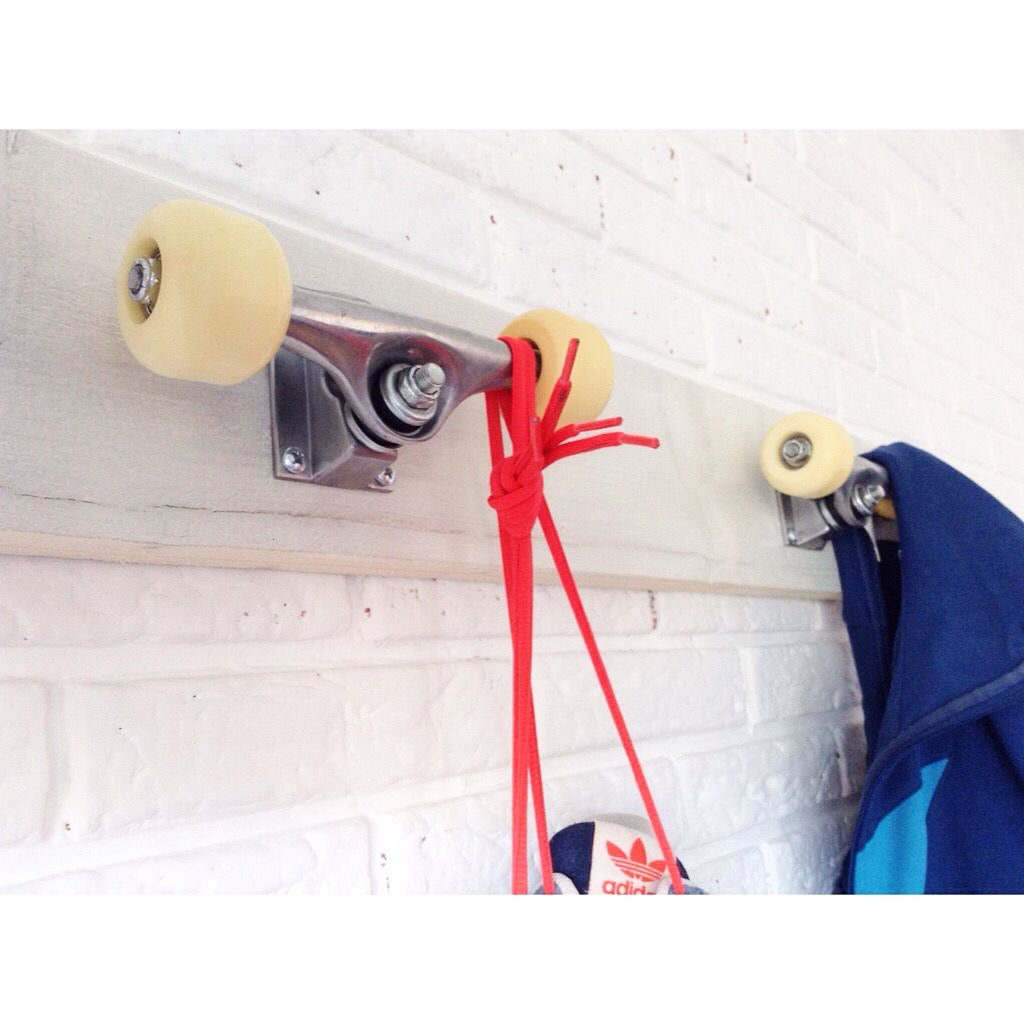 Skate Hook